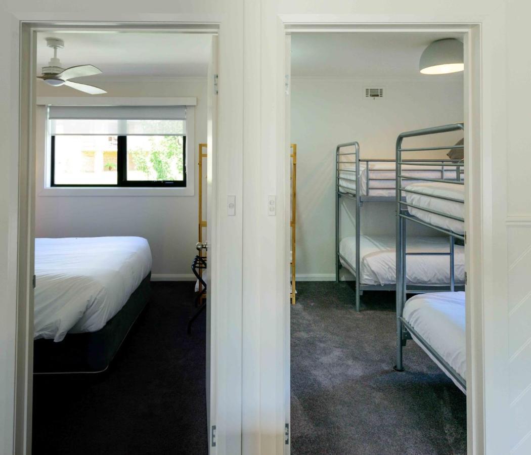 Georges Bay Apartments St Helens Kültér fotó